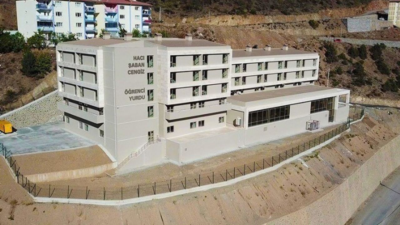 Torul'da KYK Yurdun'da 40 Öğrenci Zehirlendi.