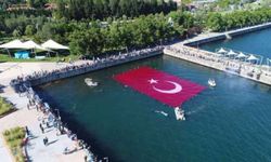 Kocaeli'de 100 dalgıç su altında bayrak açacak