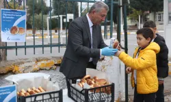 İzmir Güzelbahçe'den çocuklara okul sürprizi