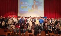 'Gri Koç', Bursalı gençlere sınav kazandıran taktikleri anlattı