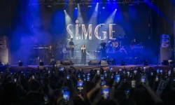 Simge Mersinlileri coşturdu