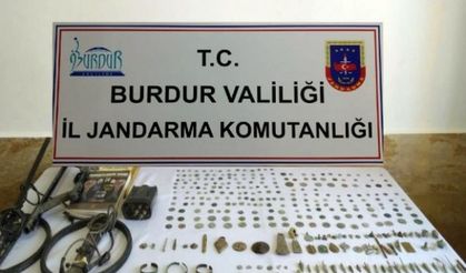 316 parça sikke ve tarihi eser ele geçirildi.