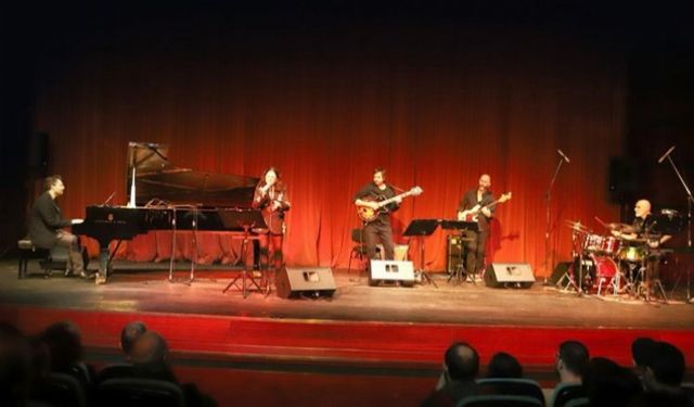 Cansu Nihal Akarsu Quintet cazseverleri büyüledi