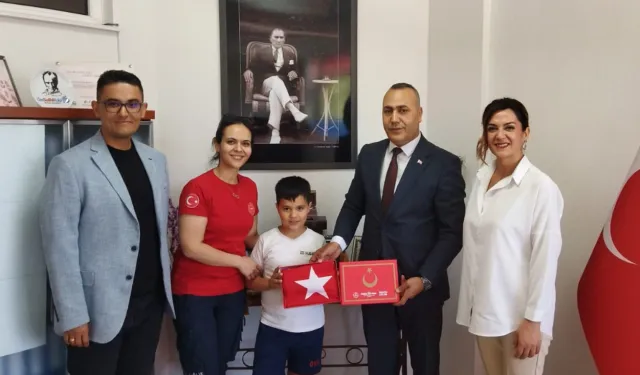 Manisa Büyükşehir, Şehit Süleyman Gür’ün oğlunun özel gününü unutmadı