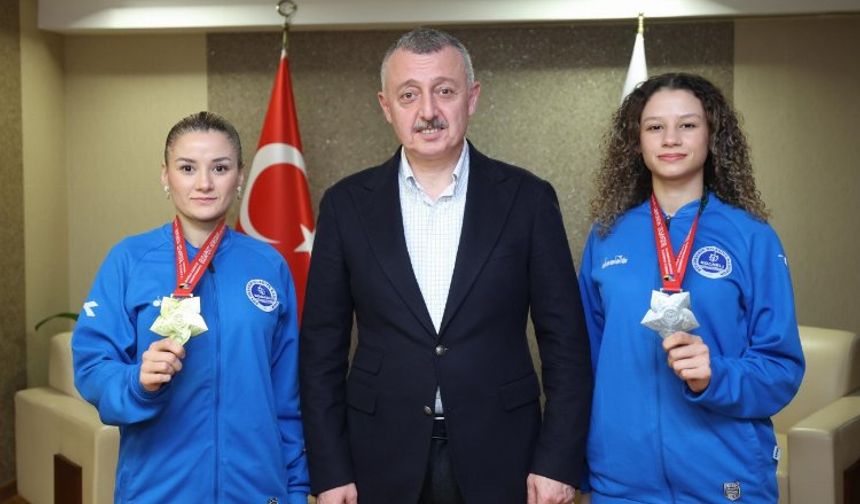 Başkan Büyükakın şampiyon kardeşlerle buluştu